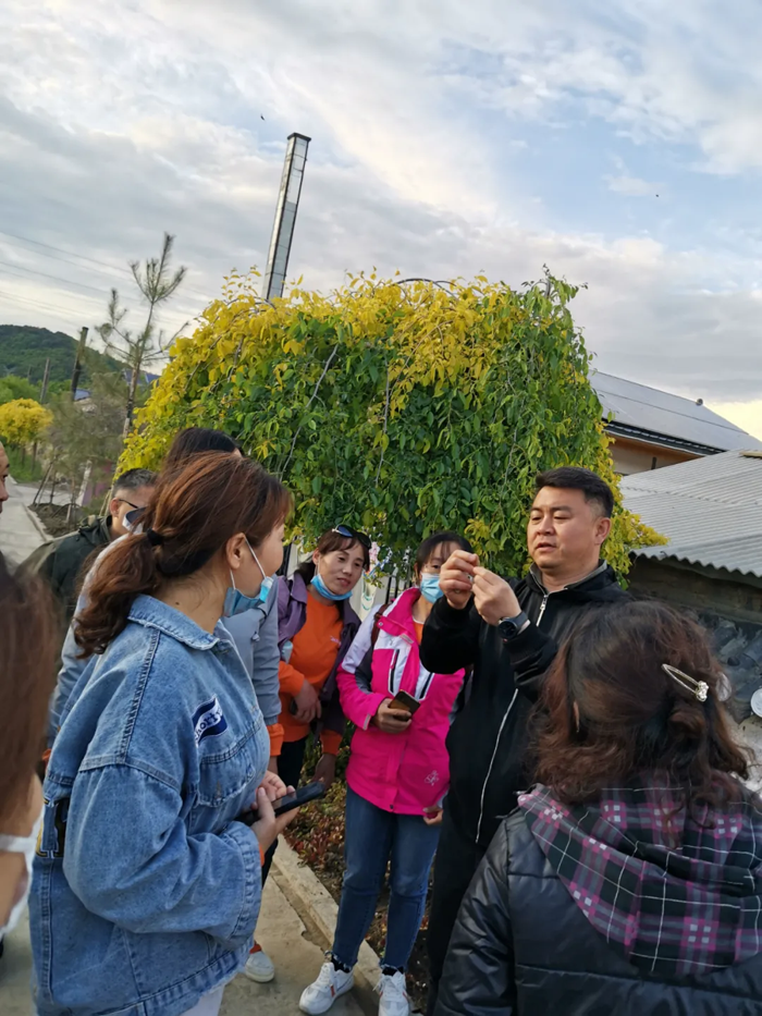 【夢(mèng)想聚團(tuán)隊(duì) 團(tuán)隊(duì)創(chuàng)輝煌】西微雅團(tuán)建活動(dòng)——長白山之旅(圖17) 【夢(mèng)想聚團(tuán)隊(duì) 團(tuán)隊(duì)創(chuàng)輝煌】西微雅團(tuán)建活動(dòng)——長白山之旅(圖17)